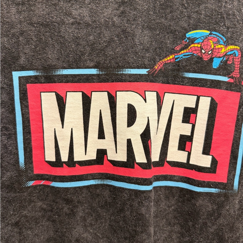 Marvel Spider-Man Logo Tee in Black and Red